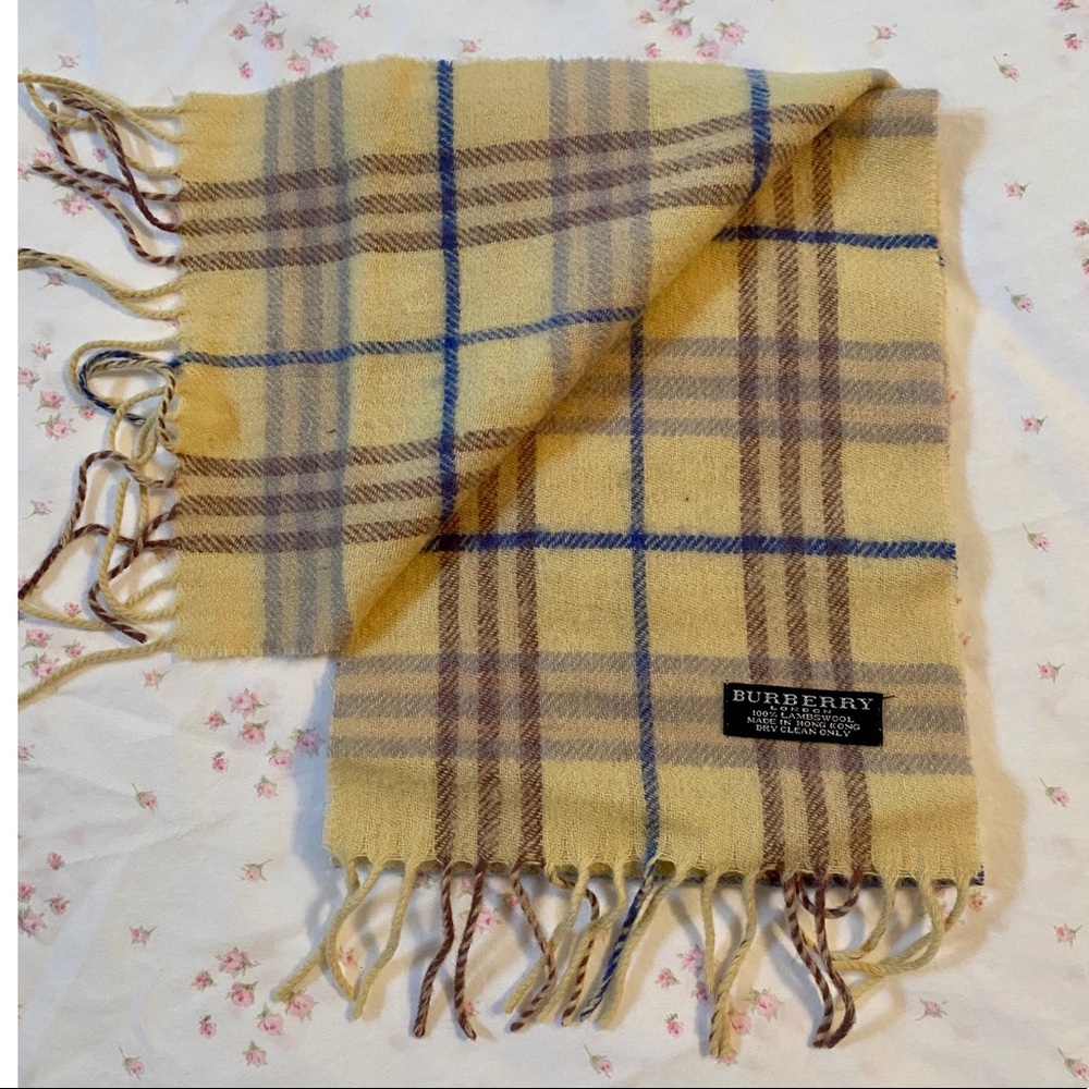 Burberry Wool Short Scarf
